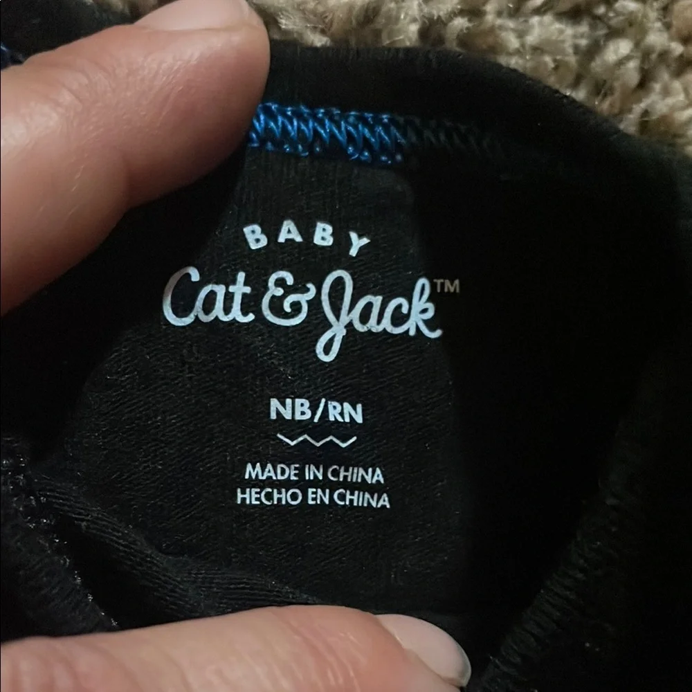 Cat & Jack Newborn Bundle Plaid Button Up, Jeans, long sleeve/short sleeve onsie